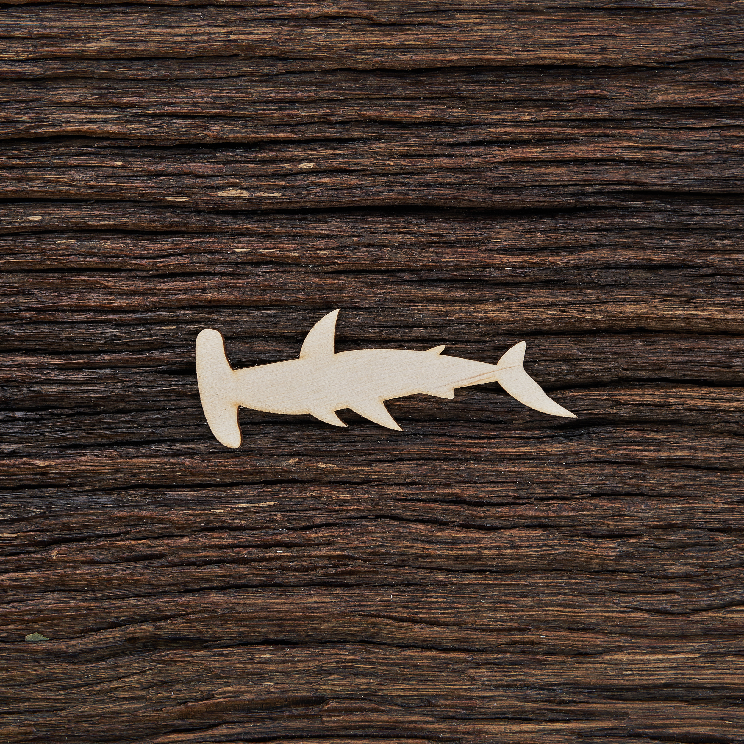 Kūjagalvis ryklys - medinis gaminys, pjautas lazeriu - dekoravimui ir dažymui 