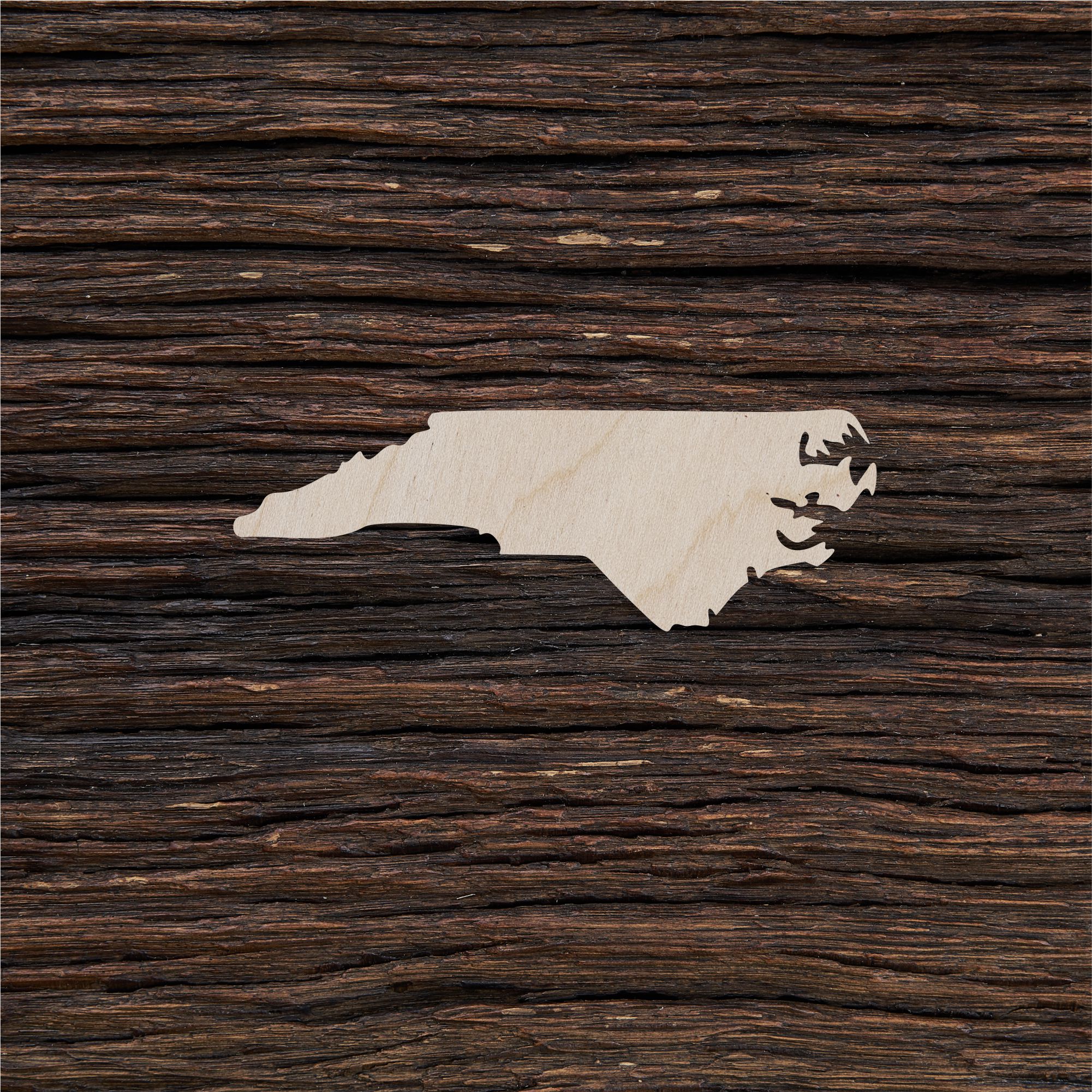 North Carolina - medinis gaminys, pjautas lazeriu - dekoravimui ir dažymui 