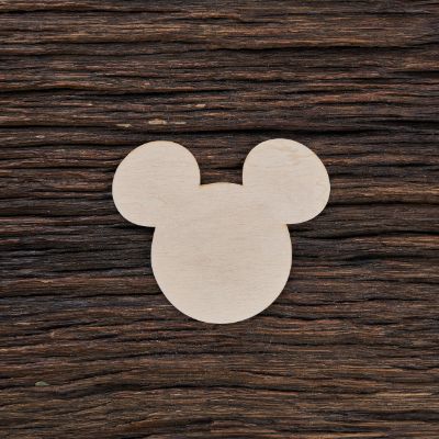 Peliuko Mikio ausys - medinis gaminys, pjautas lazeriu - dekoravimui ir dažymui